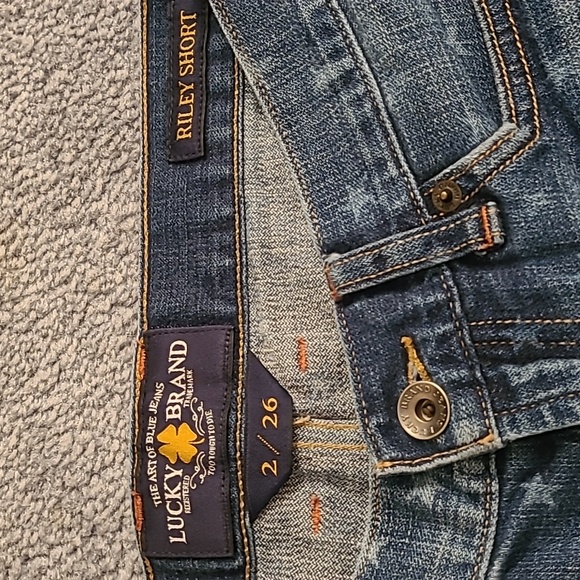 Lucky Brand Riley cut-off shorts, denim, size 2/26 - Picture 3 of 8